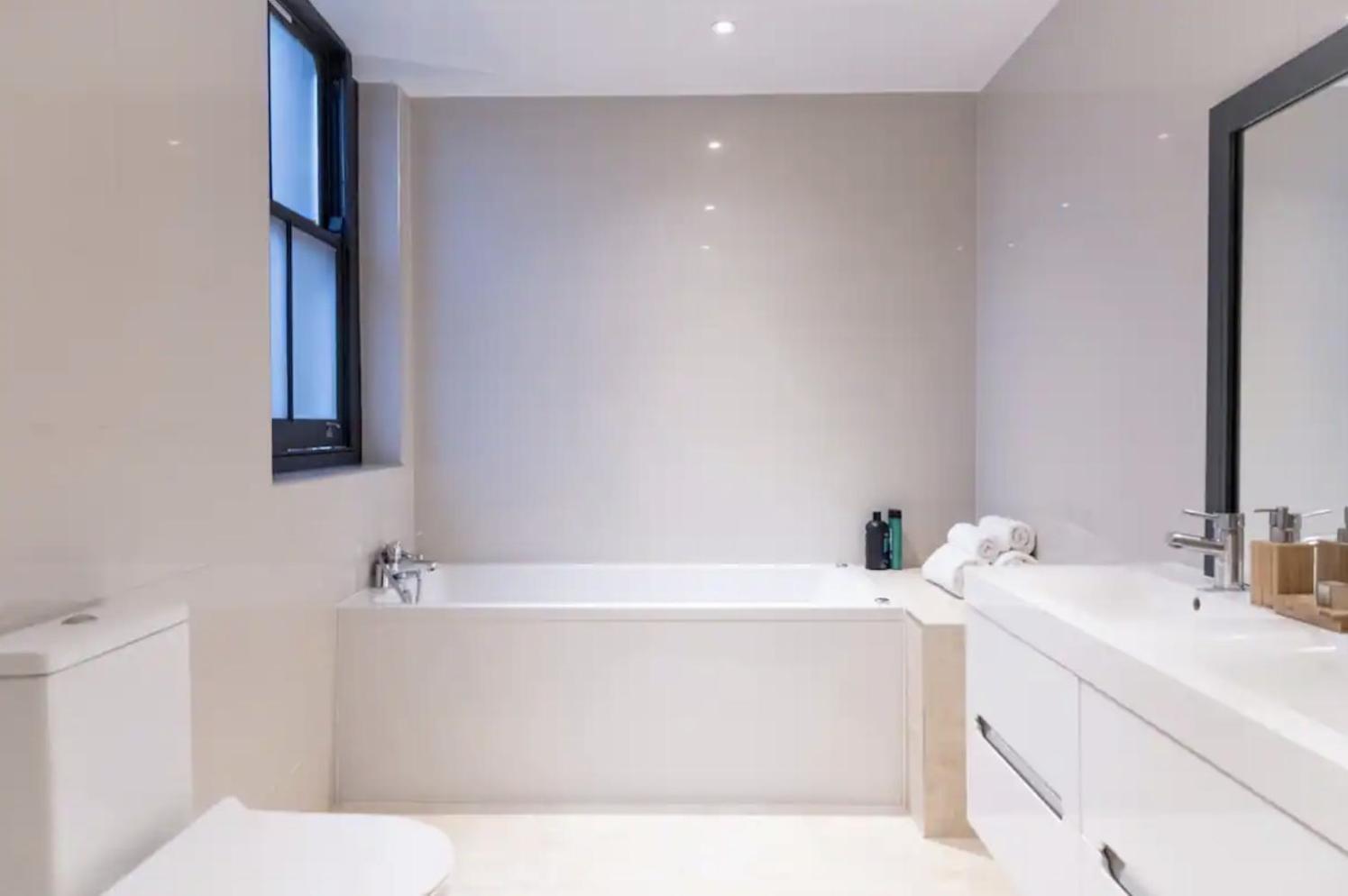 Apartment Crystal Palace London
